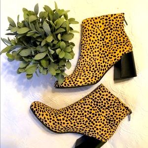 GAP Cheetah Calf Hair Short Boots